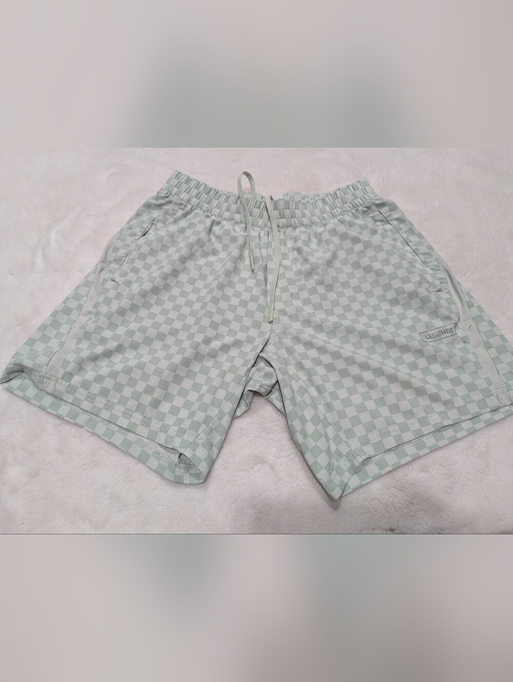 Legends Luka Shorts Green White Checked Small 7"